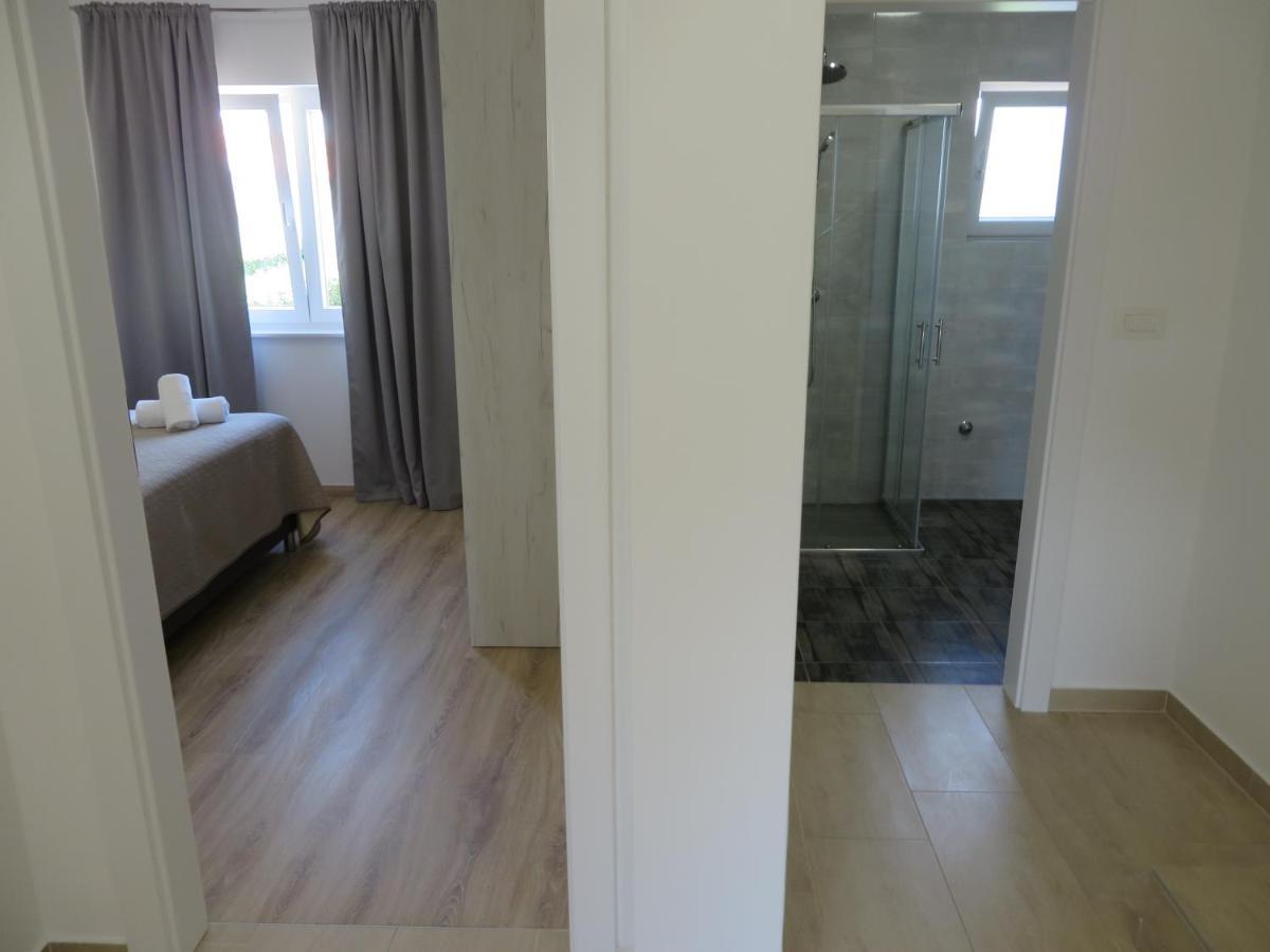 M&L Holliday Home Biograd Na Moru Exterior photo