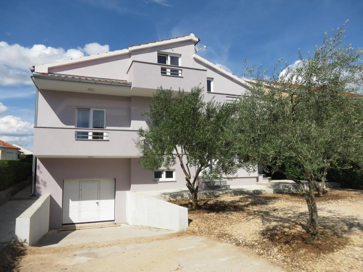 M&L Holliday Home Biograd Na Moru Exterior photo
