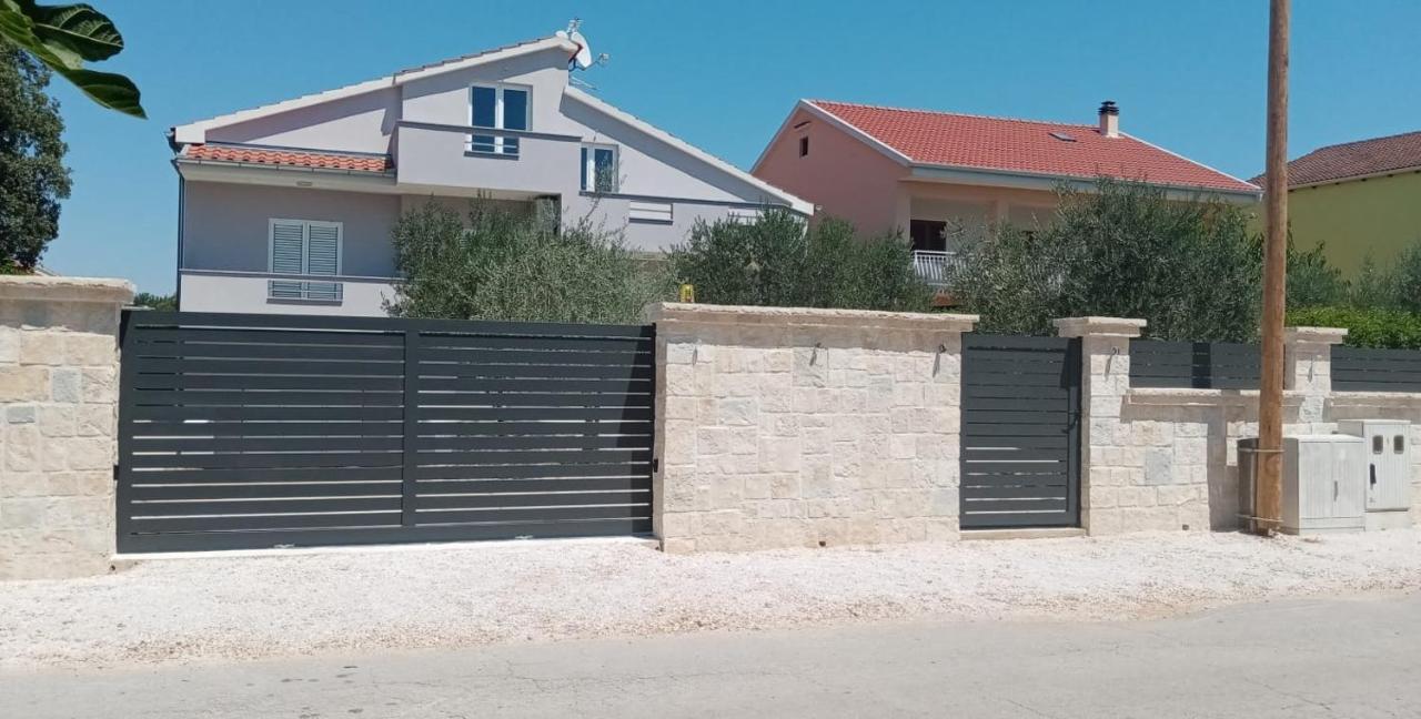 M&L Holliday Home Biograd Na Moru Exterior photo